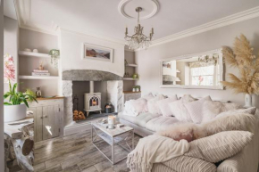Avalon Luxury Escape- Centre of Ambleside
